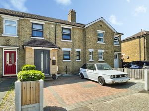 WOOD AVENUE- click for photo gallery